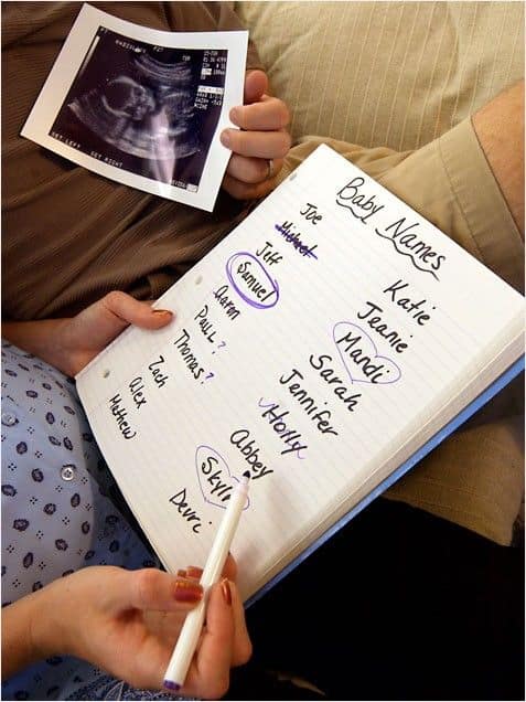 Here are 60 of the best pregnancy announcement ideas and cute ways to announce your pregnancy. Includes fun (and funny) ideas and photos.